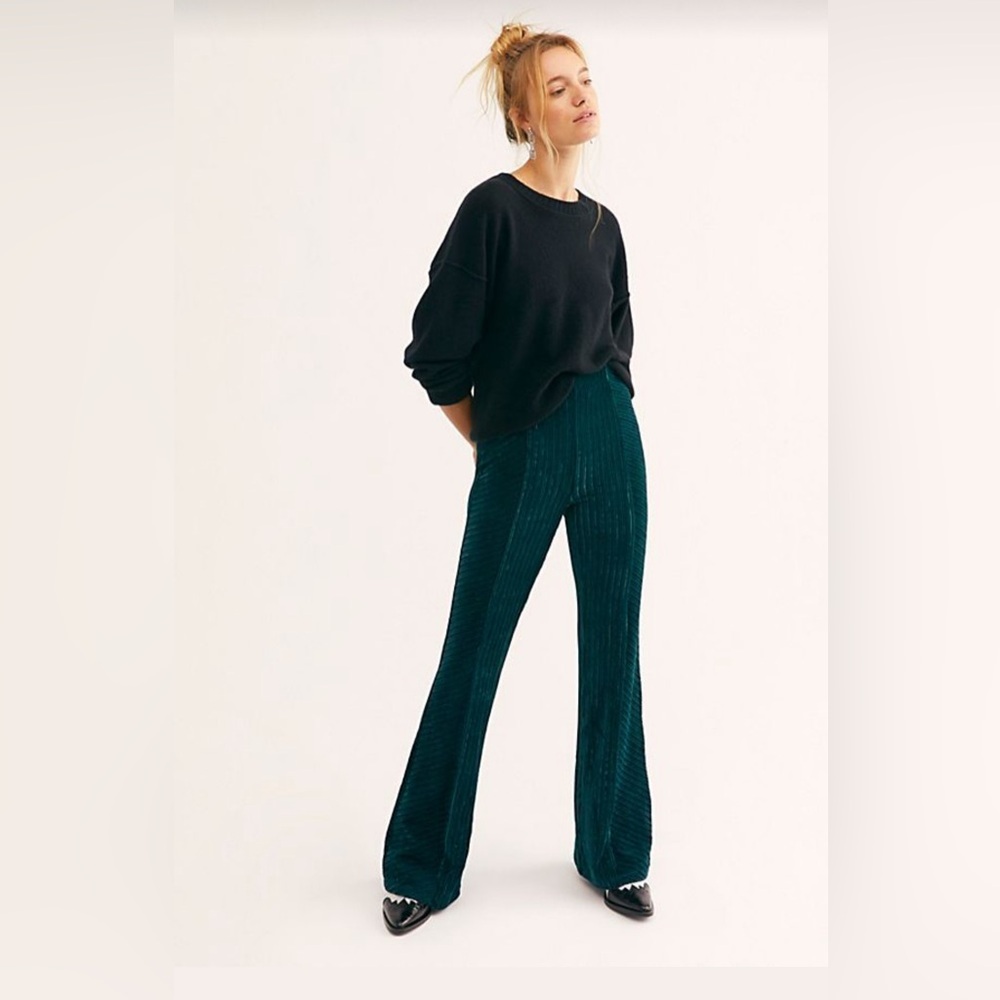 Free People Velvet Dark Green Ribbed Slim Flare Pull On Bell Bottom Pants M - Picture 2 of 11